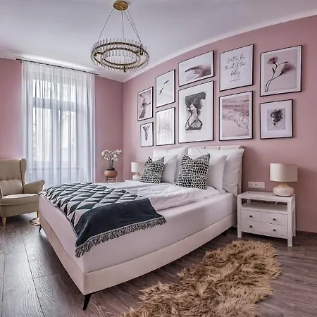 Lejlighed Sakura House *