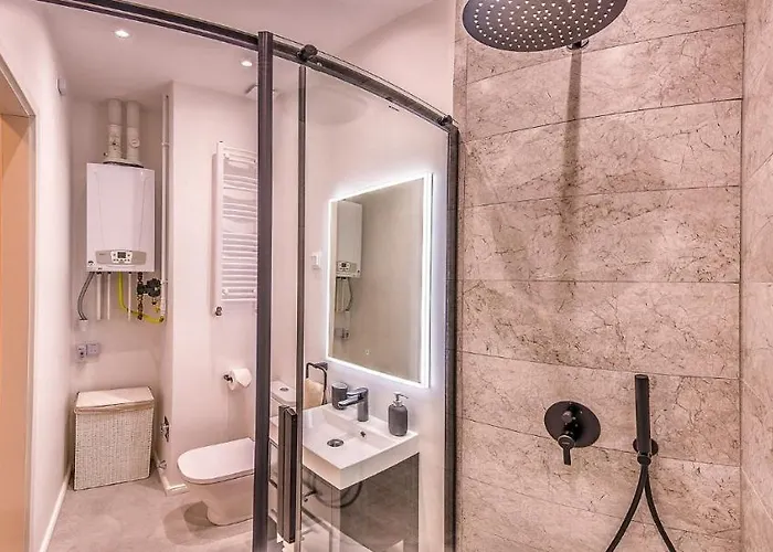 Sakura House * Будапешт