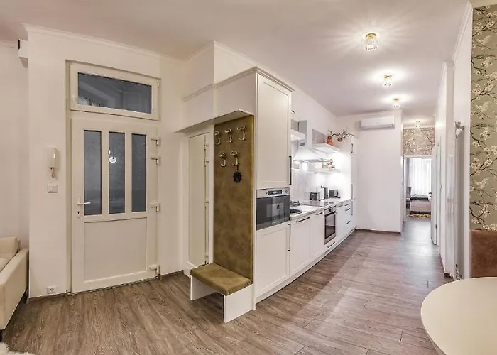 Sakura House Апартаменты *